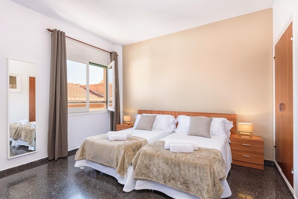 Hostal Jume - Urban Rooms Mahón Екстериор снимка