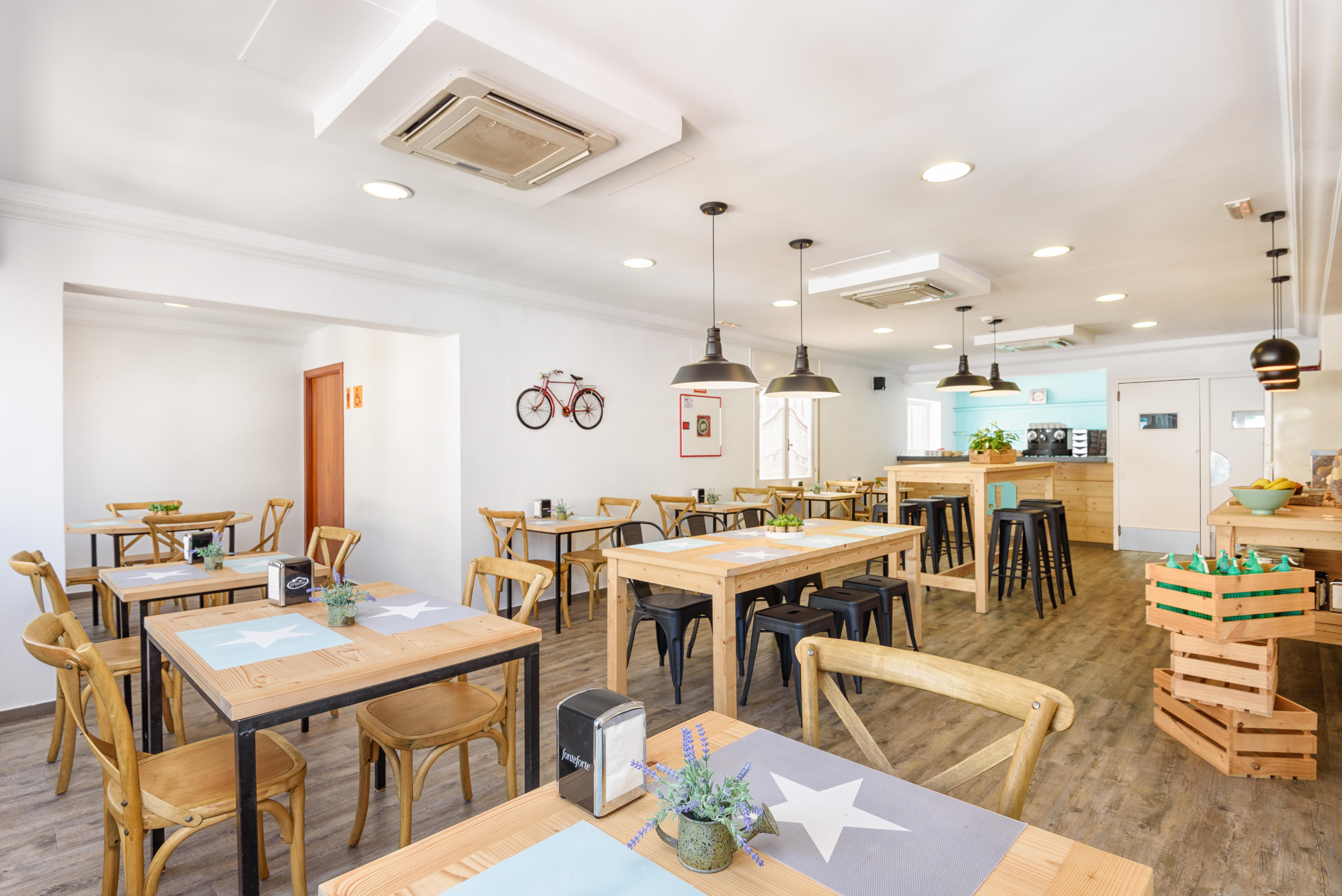 Hostal Jume - Urban Rooms Mahón Екстериор снимка