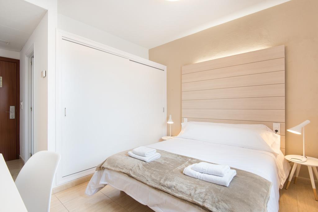 Hostal Jume - Urban Rooms Mahón Екстериор снимка