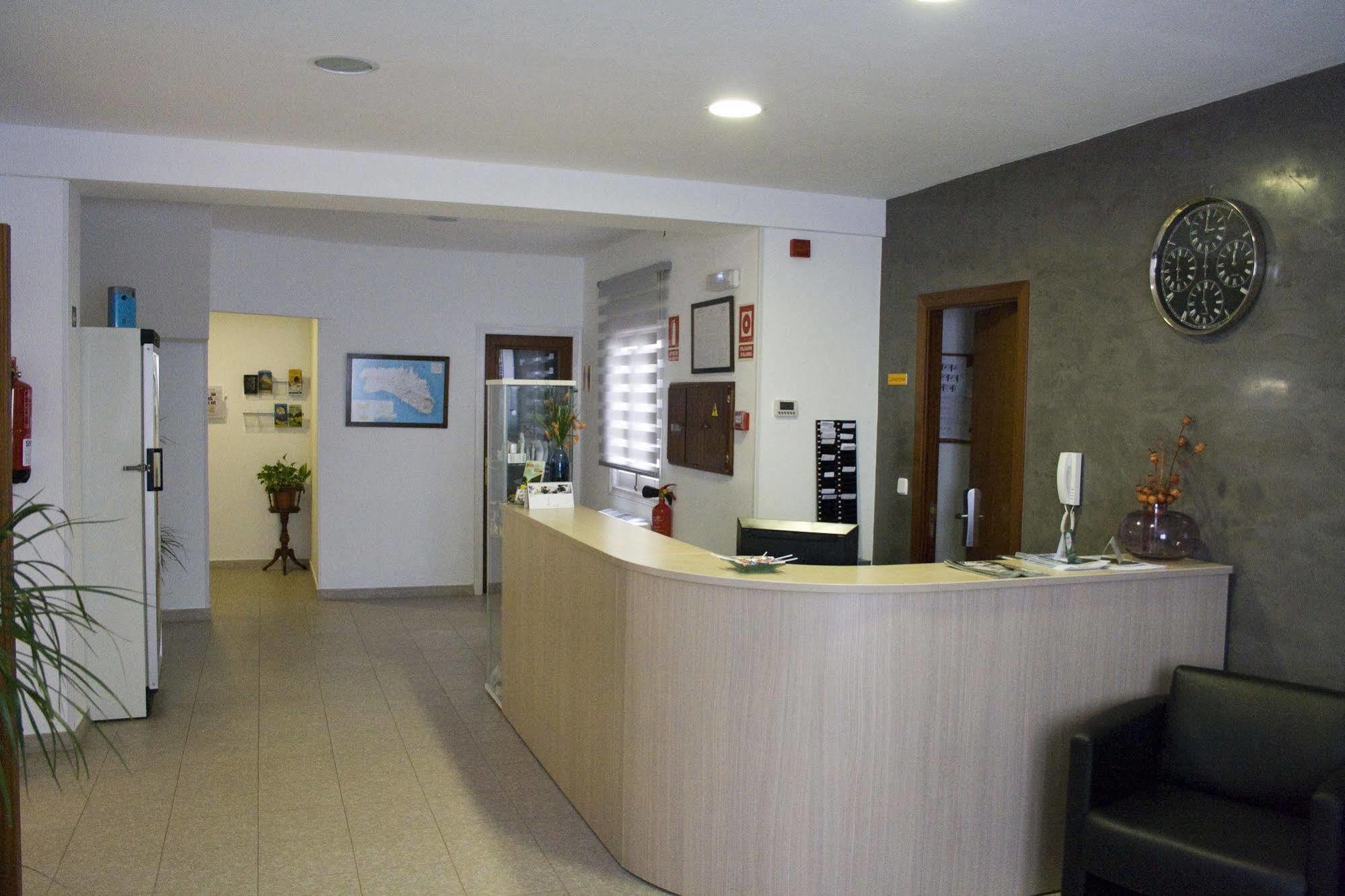 Hostal Jume - Urban Rooms Mahón Екстериор снимка